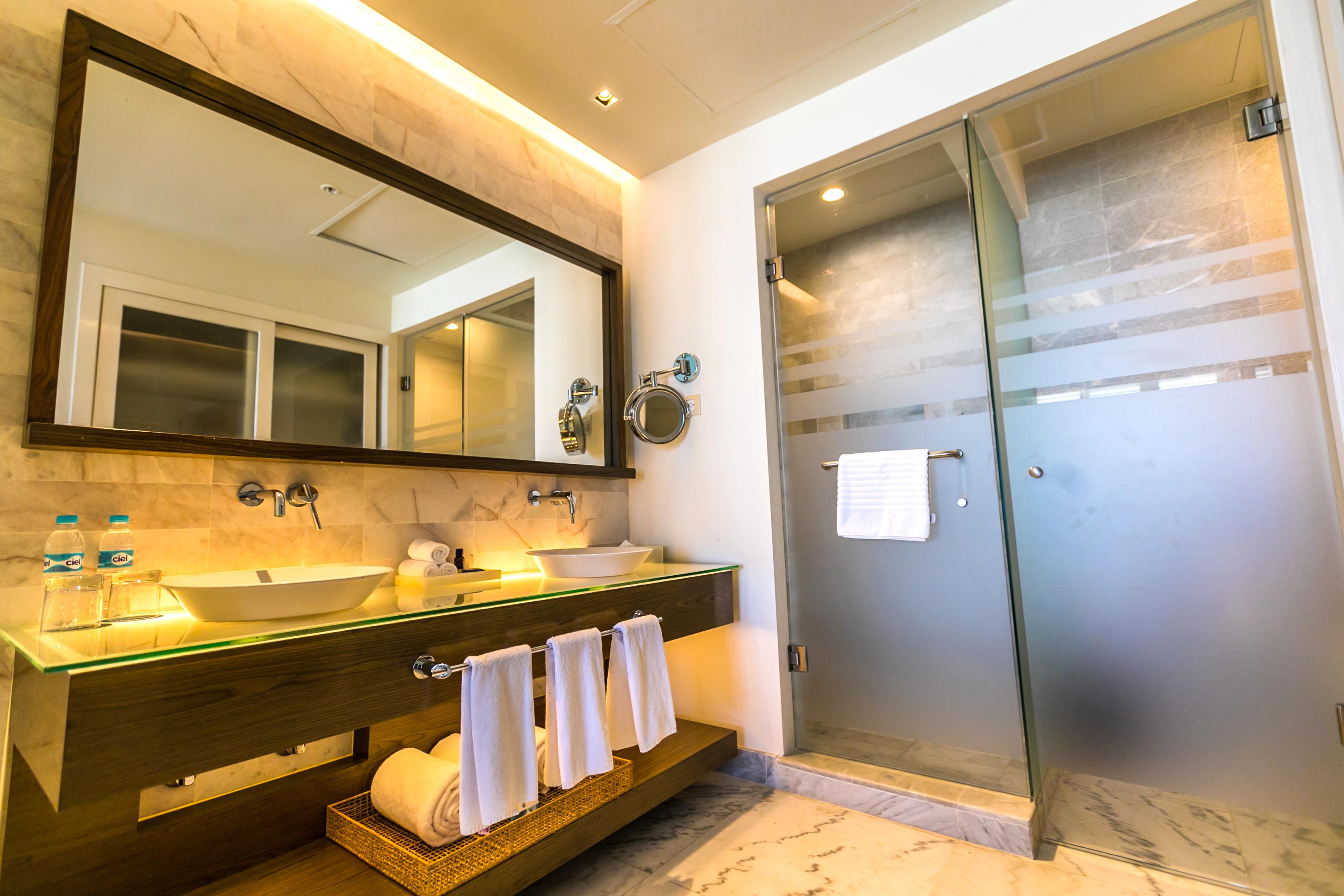 Palacio Mundo Imperial All inclusive hotel Acapulco Esterno foto A bathroom in a hotel