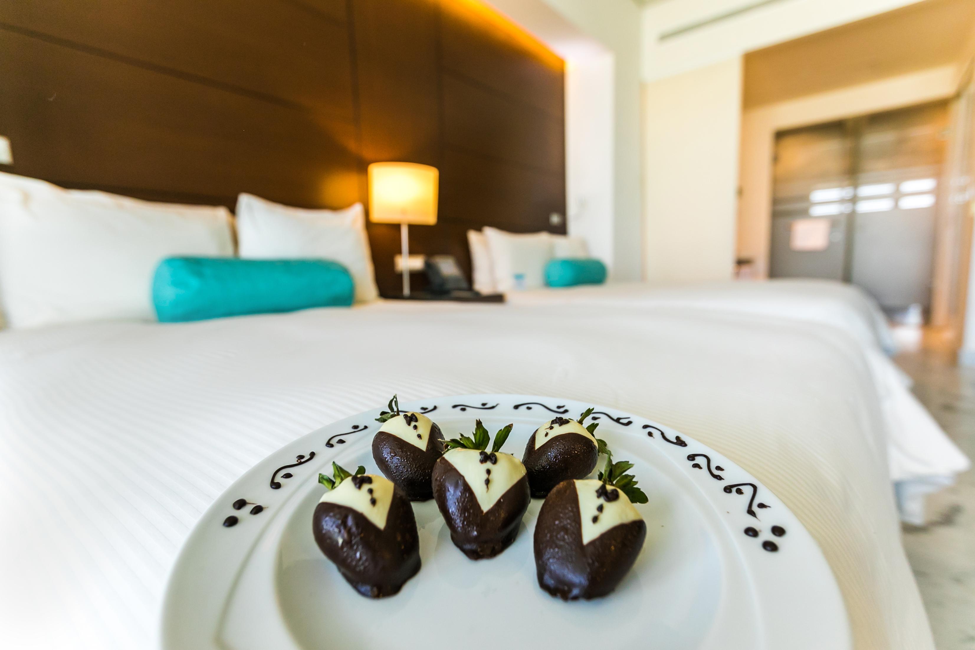 Palacio Mundo Imperial All inclusive hotel Acapulco Esterno foto Chocolate-covered strawberries