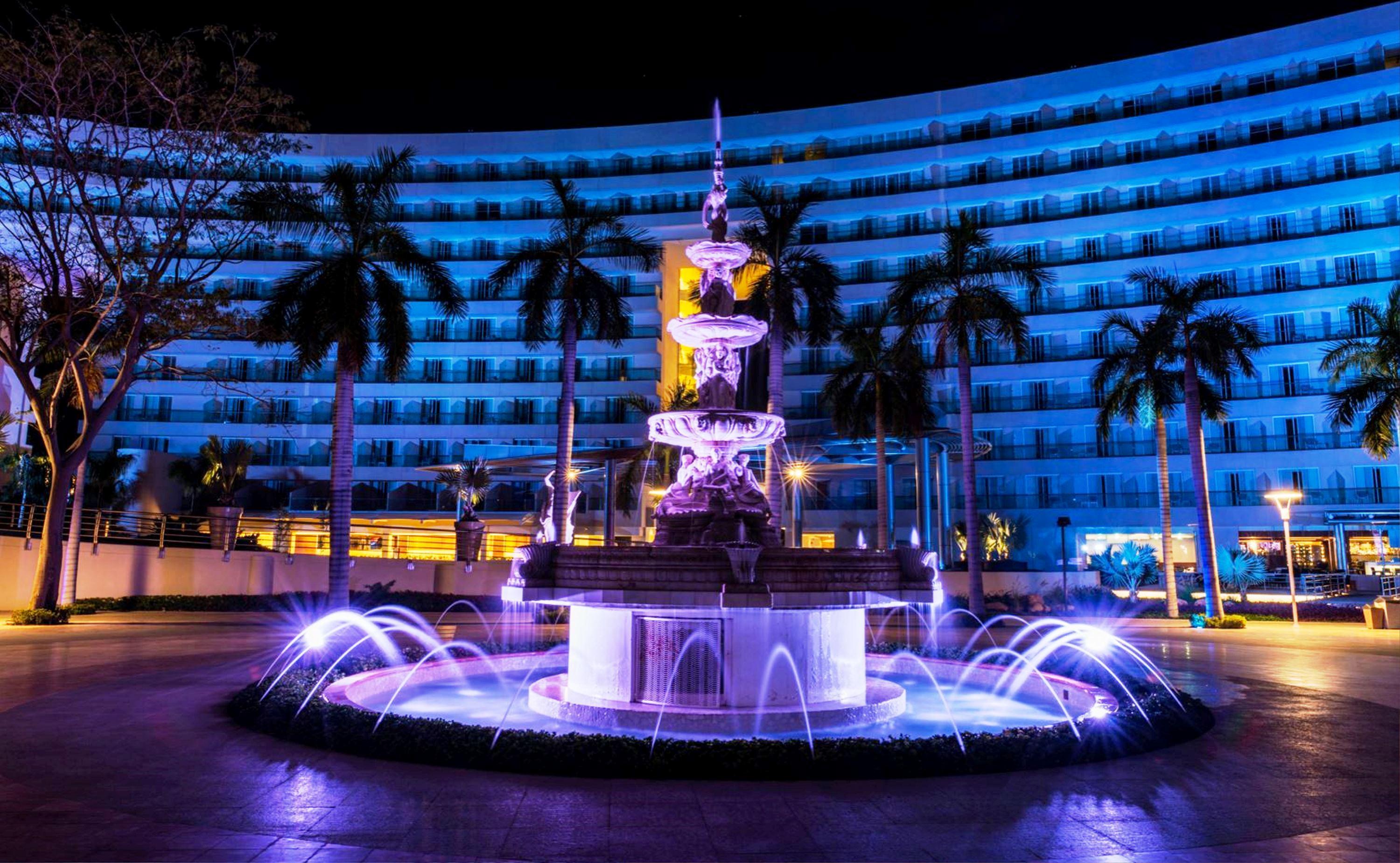 Palacio Mundo Imperial All inclusive hotel Acapulco Esterno foto Fountain at the Royal Plaza Hotel