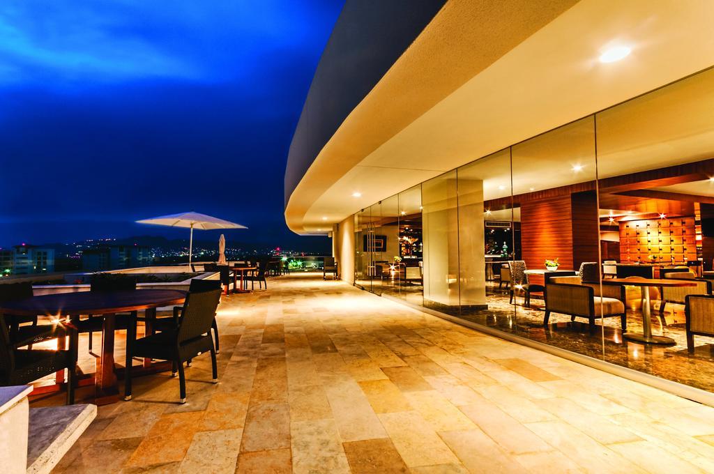 Palacio Mundo Imperial All inclusive hotel Acapulco Esterno foto Sky Bar